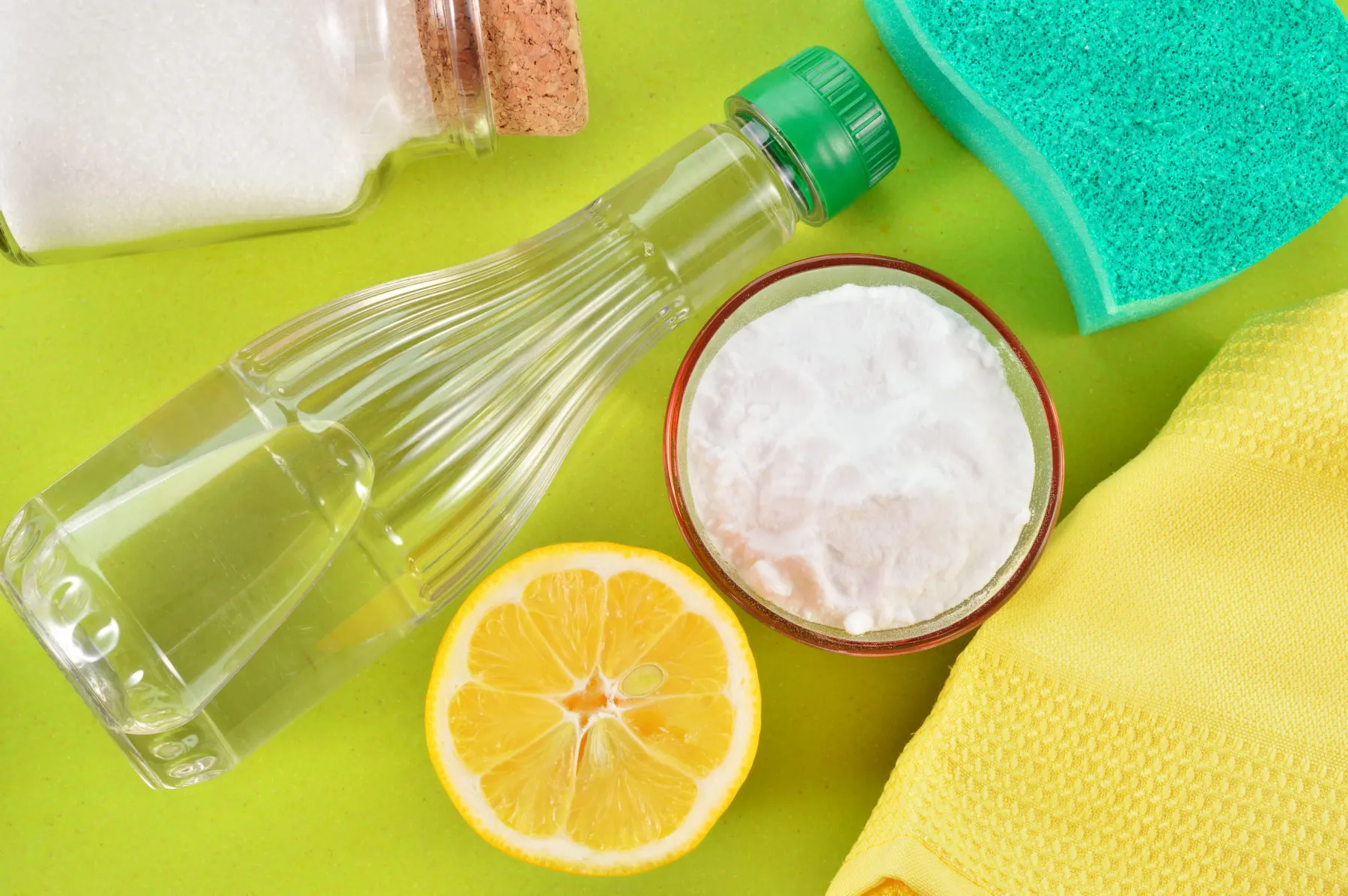 Dùng Giấm, Baking Soda Hay Chanh – Cách Làm Sạch Bếp Hiệu Quả Nhất?