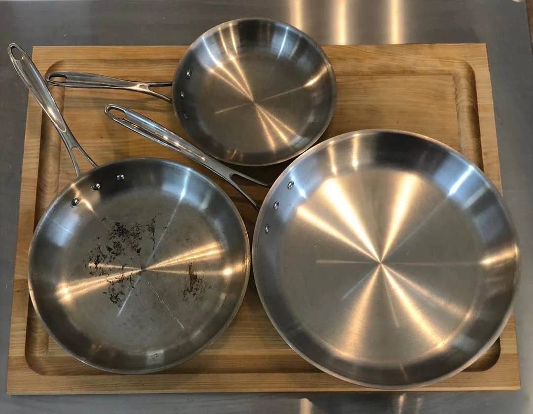 Cách Sử Dụng Chảo Inox Không Dính, Không Cháy Mà Không Cần Dầu Mỡ