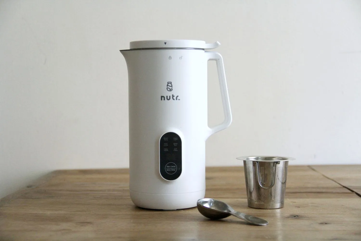 Top 10 Sản Phẩm Cần Thiết Cho Một Không Gian Bếp Hiện Đại Tiện Nghi Và Sang Trọng