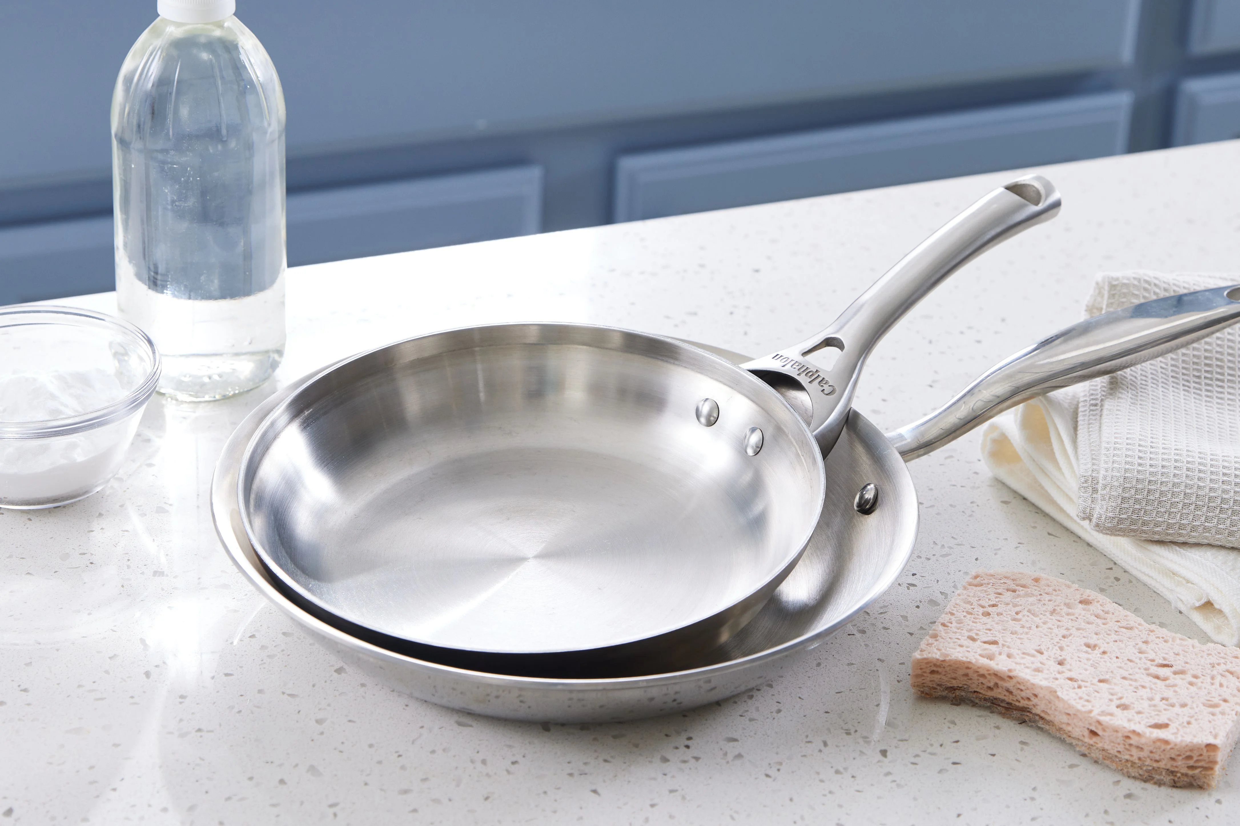 So sánh chảo inox và chảo chống dính: Nên chọn loại nào cho nhà bếp?